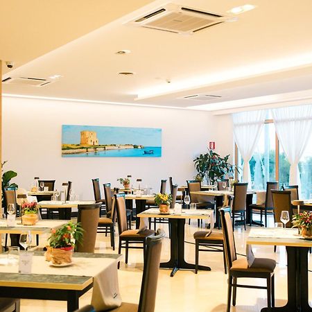Hotel Scoglio Degli Achei Torre Santa Sabina Eksteriør billede
